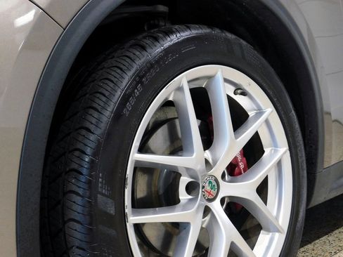 Used 2019 Alfa Romeo Stelvio Ti Sport w/ Quick Order Package 22S Sport image 28