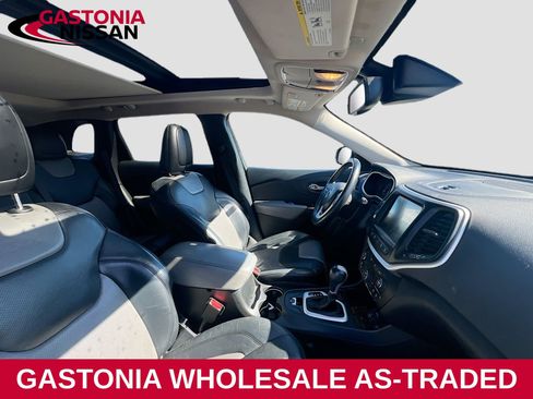 Used 2014 Jeep Cherokee Limited w/ Technology Group image 27