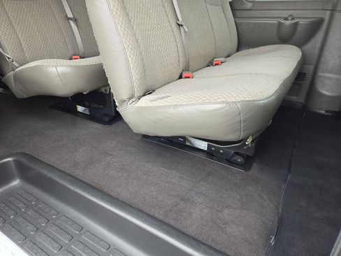 Used 2023 Chevrolet Express 3500 LT w/ LT Preferred Equipment Group image 20