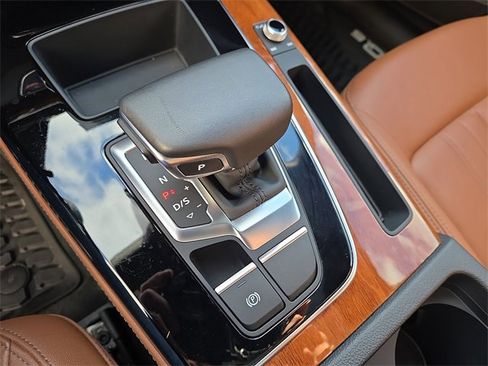 Certified 2023 Audi Q5 2.0T Premium Plus w/ Premium Plus Package image 16