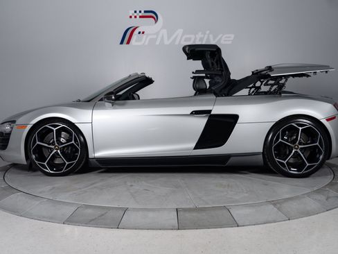 Used 2012 Audi R8 V10 AWD/4WD image 9
