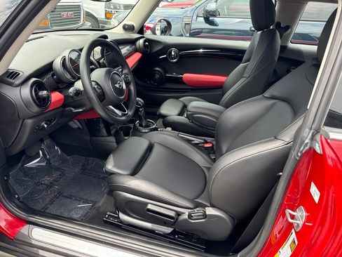 Used 2017 MINI Cooper S FWD image 3