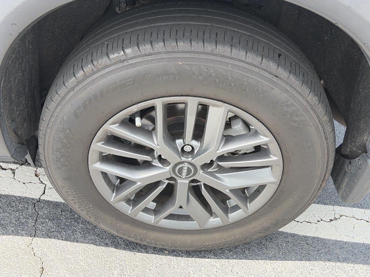 Used 2023 Nissan Rogue S AWD/4WD image 9