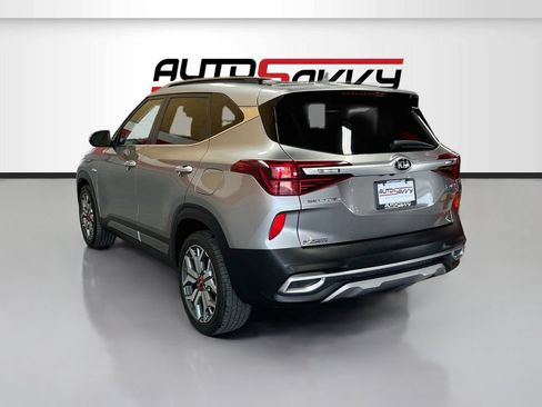 Used 2021 Kia Seltos SX w/ SX Sunroof Package AWD/4WD image 5