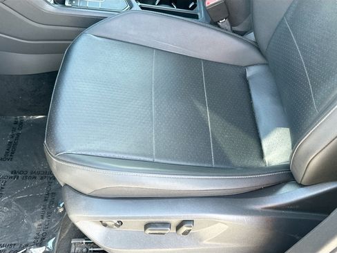 Used 2019 Volkswagen Tiguan SE w/ Panoramic Sunroof Package FWD image 18