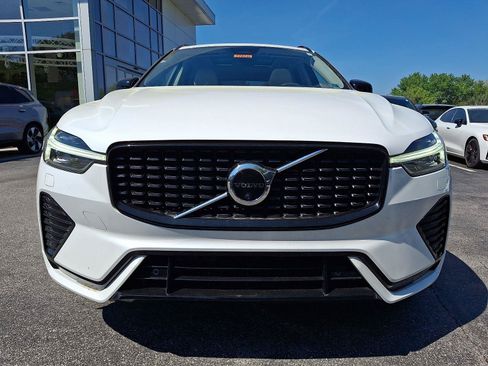 Certified 2023 Volvo XC60 B5 Plus w/ Climate Package AWD/4WD image 2