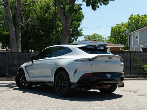 Used 2023 Aston Martin DBX 707 AWD/4WD image 9