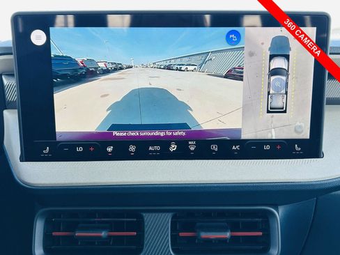 New 2026 Ford Maverick Lariat w/ 4K Tow Package image 14