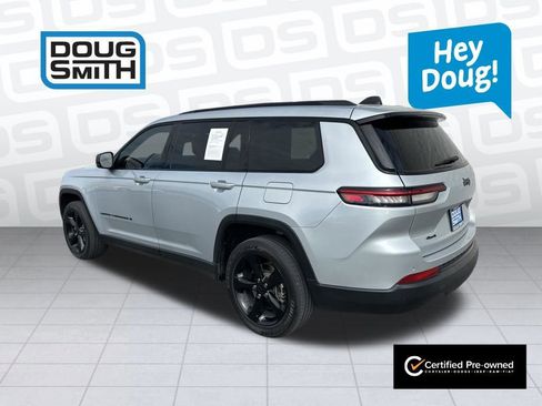 Used 2023 Jeep Grand Cherokee L Altitude image 5