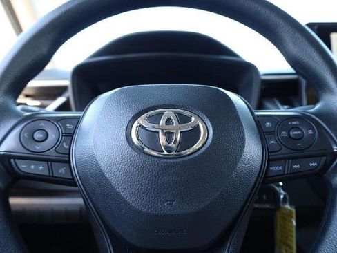 Used 2026 Toyota Corolla LE FWD image 9