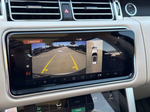 Used 2019 Land Rover Range Rover Supercharged AWD/4WD image 23