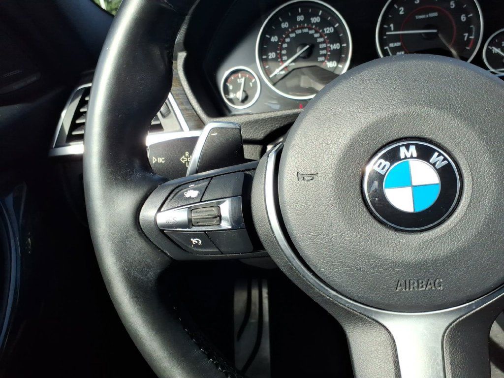 Used 2016 BMW 340i xDrive Sedan AWD/4WD image 19