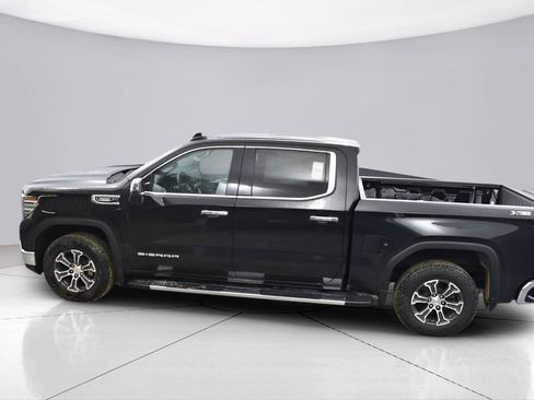 Used 2024 GMC Sierra 1500 SLT w/ X31 Off-Road Package image 37