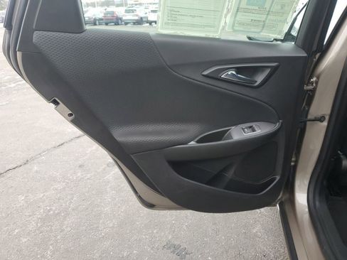 Used 2023 Chevrolet Malibu LS image 25