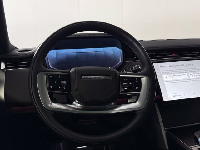 Certified 2025 Land Rover Range Rover Long Wheelbase SE AWD/4WD image 21