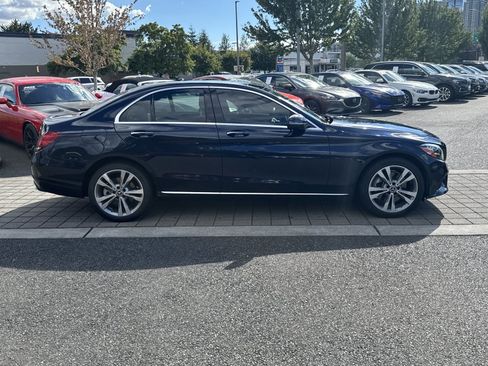 Certified 2019 Mercedes-Benz C 300 4MATIC Sedan image 4