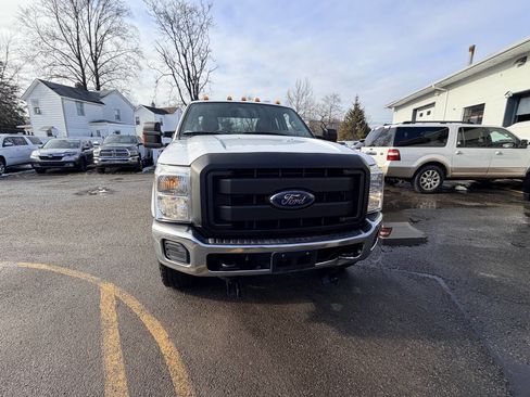 Used 2014 Ford F350 XL w/ Power Equipment Group image 4
