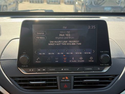 Used 2022 Nissan Altima 2.5 SV image 30