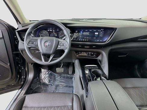 Used 2023 Buick Envision Avenir AWD/4WD image 32