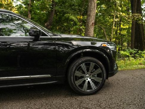 Used 2025 Volvo XC90 B6 Ultra w/ Lounge Package AWD/4WD image 4
