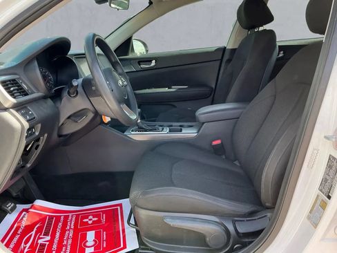Used 2019 Kia Optima LX image 12