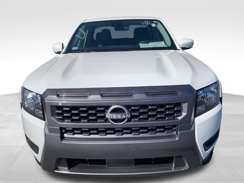 Used 2025 Nissan Frontier SV AWD/4WD image 16
