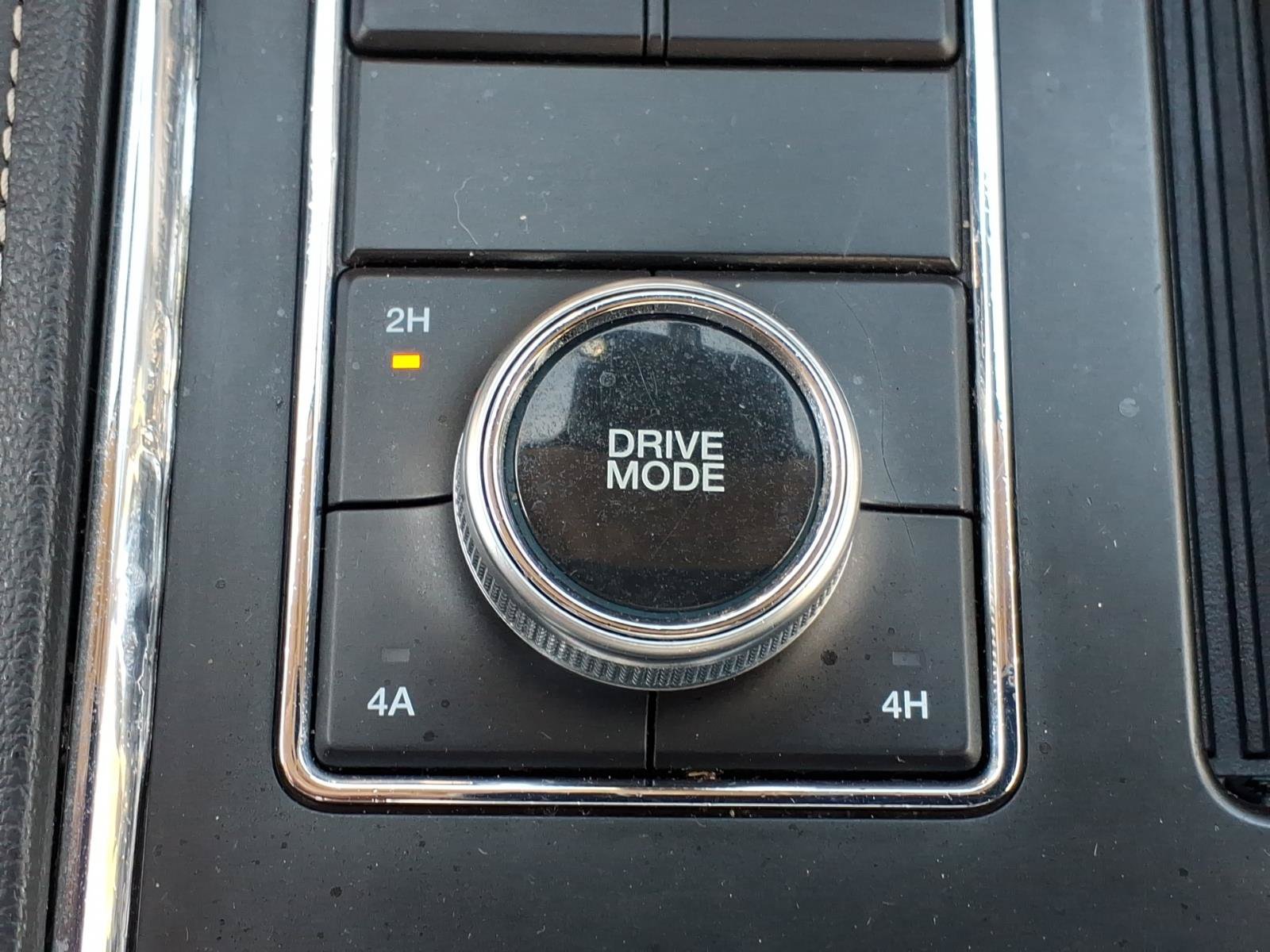 Used 2023 Ford Expedition XLT AWD/4WD image 20