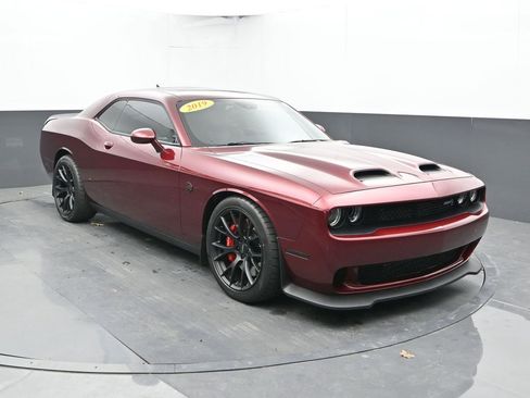 Used 2019 Dodge Challenger SRT Hellcat Redeye RWD image 6