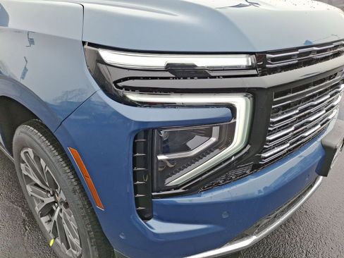 New 2026 Chevrolet Suburban High Country image 33