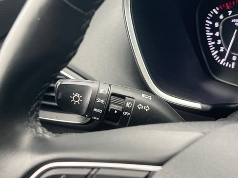 Used 2020 Hyundai Santa Fe Limited image 36