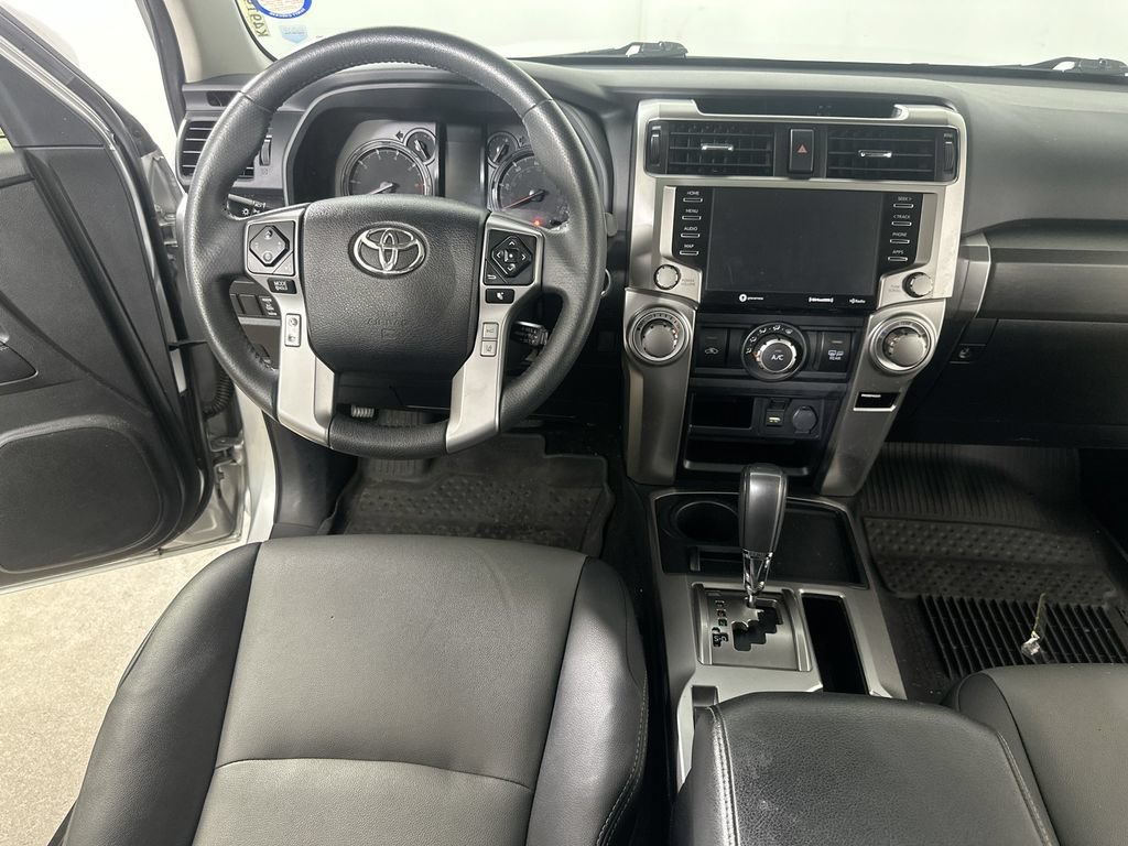 Used 2022 Toyota 4Runner SR5 Premium w/ Moonroof Package RWD image 19