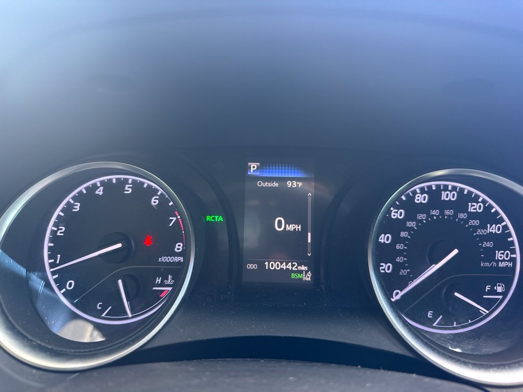 Used 2018 Toyota Camry LE w/ Convenience Package FWD image 13