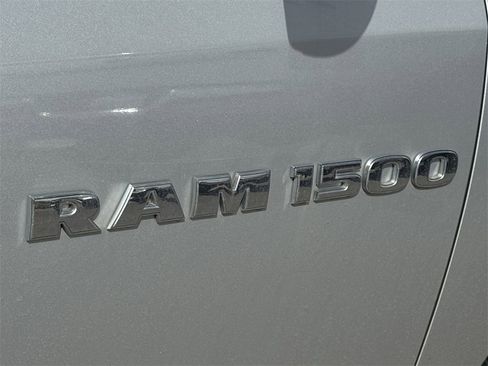 Used 2011 RAM 1500 Classic SLT image 5