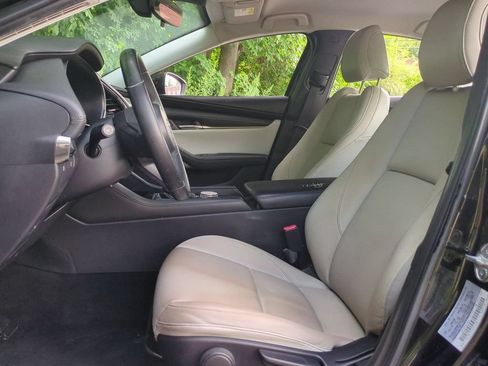 Used 2019 MAZDA MAZDA3 AWD Sedan w/ Select Package image 22