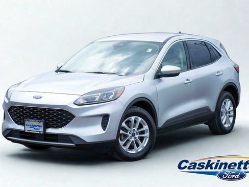 Used 2020 Ford Escape SE AWD/4WD image 1