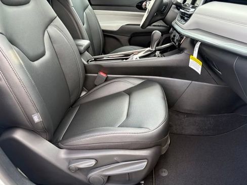 New 2026 Jeep Compass Limited AWD/4WD image 17