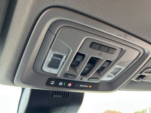 Used 2022 GMC Sierra 1500 SLT w/ SLT Premium Plus Package image 60