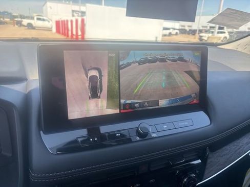 New 2026 Nissan Rogue Platinum AWD/4WD image 13