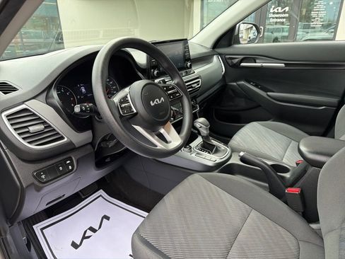 Certified 2022 Kia Seltos LX image 28