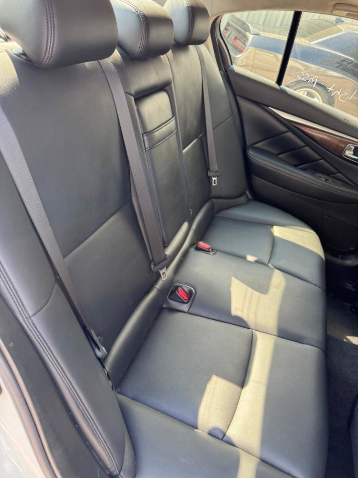 Used 2018 INFINITI Q50 Luxe w/ Cargo Package (L95) AWD/4WD image 5