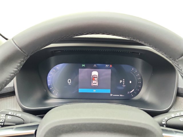 New 2026 Volvo XC40 B4 Plus w/ Climate Package FWD image 20
