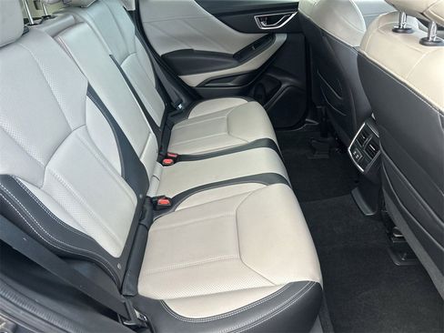 Used 2022 Subaru Forester Limited w/ Popular Package #3 image 10
