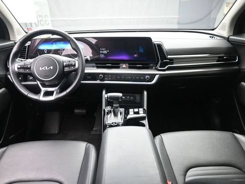 Used 2025 Kia Sportage SX FWD image 9
