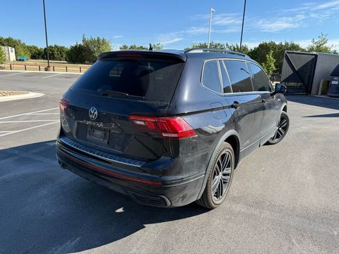 Used 2022 Volkswagen Tiguan SE R-Line image 4
