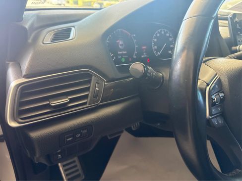 Used 2018 Honda Accord Sport image 18