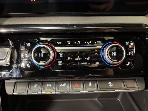 New 2026 GMC Sierra 3500 AT4 w/ AT4 Premium Plus Package image 10