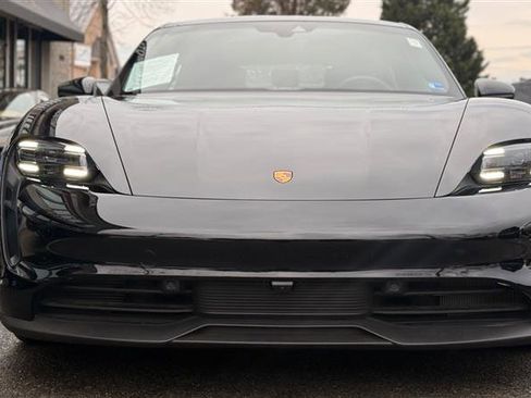 Used 2023 Porsche Taycan w/ Premium Package image 8