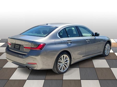 Used 2024 BMW 330i Sedan RWD image 4