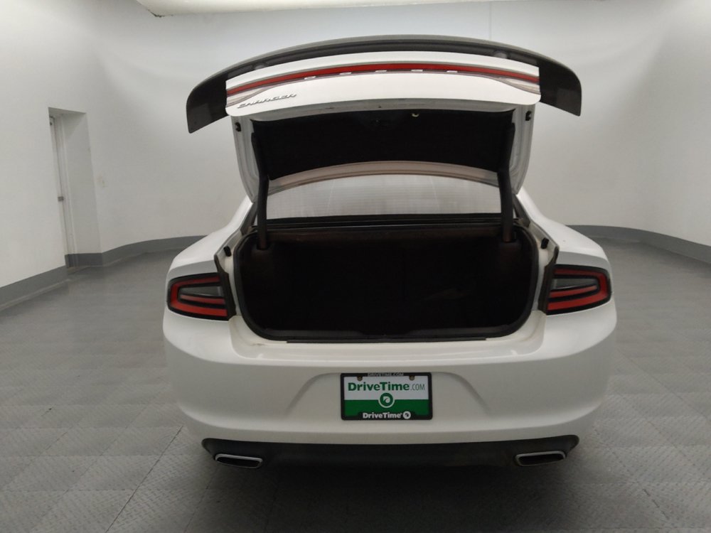 Used 2015 Dodge Charger SE RWD image 29