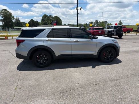 Used 2021 Ford Explorer ST w/ Equipment Group 401A AWD/4WD image 19